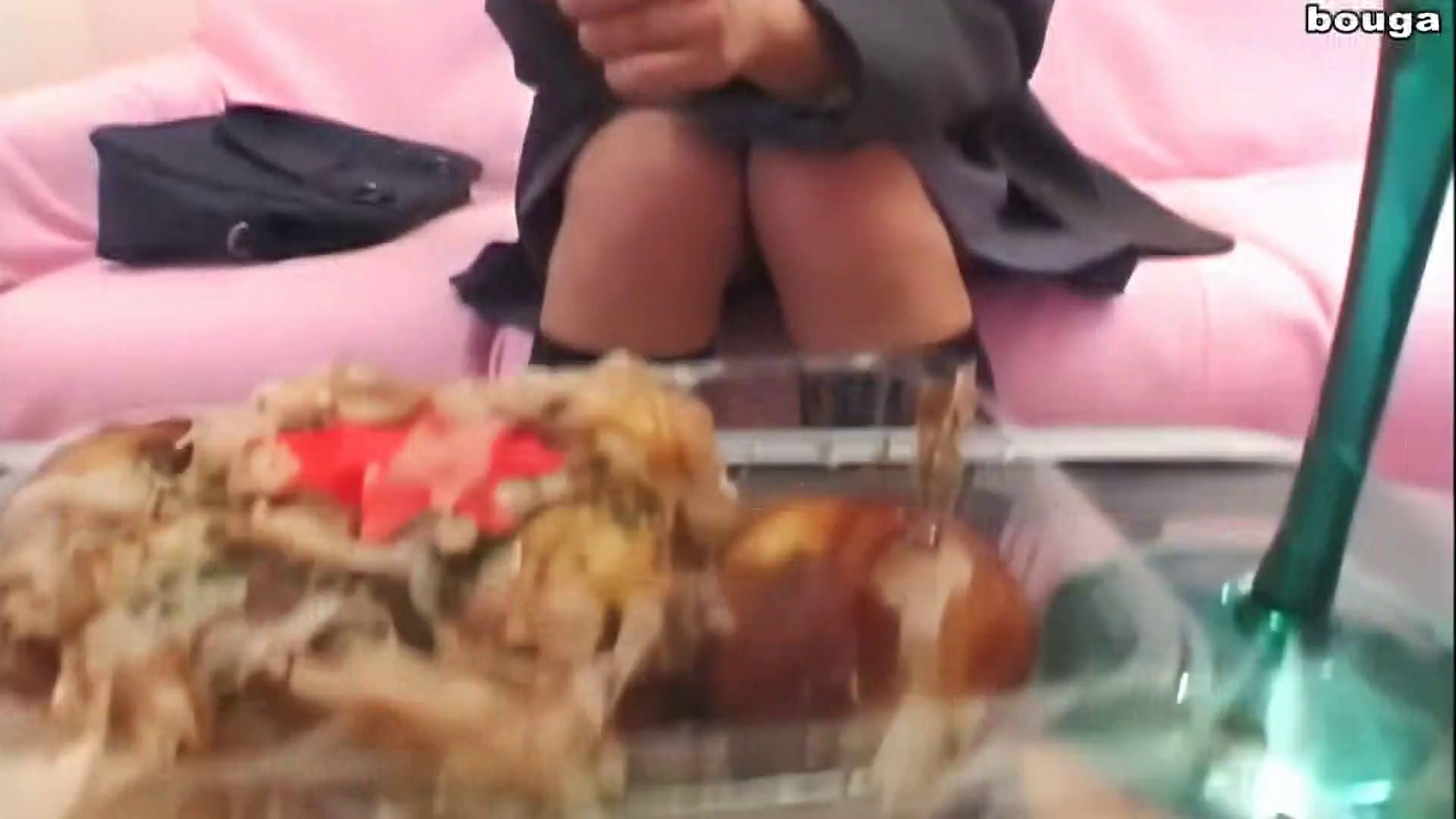 GIRLS&BOUGA 公園でサボってる暇なJKに声かけてみた忘我。初めての大人のおもちゃに我を忘れ制服のままハメ潮吹きながら何度も逝きまくる若い忘我はいいものです。 | Tokyo-Hot 東京熱 007