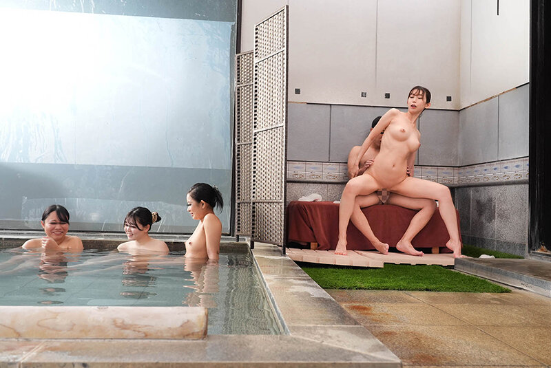 「おちんちん大きくさせてごめんね」小さいから大丈夫だろうと女湯に一緒に入った甥っ子がおっぱいだらけの状況にフル勃起！慌てた叔母さんがこっそり抜いてくれましたVOL.4｜エロ動画・アダルトビデオ｜FANZA動画 006