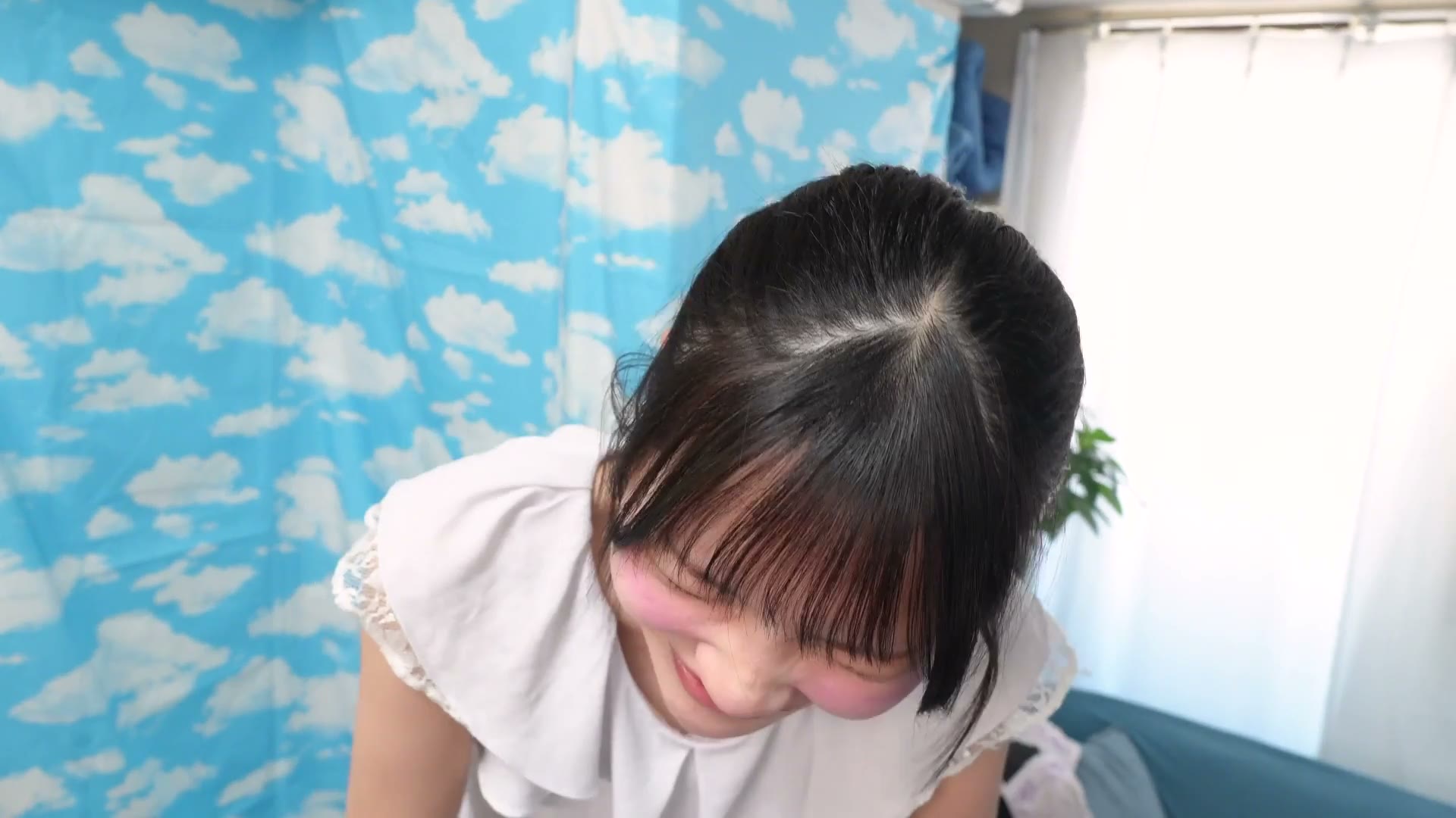 める 010