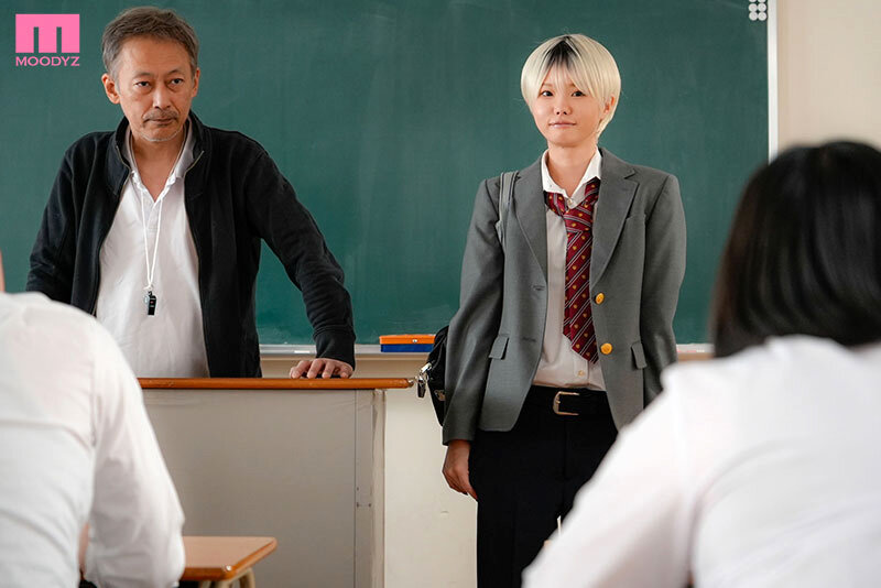 いじめられていた僕を助けてくれたイケメン転校生の松本君は実は女の子でした 松本いちか 001