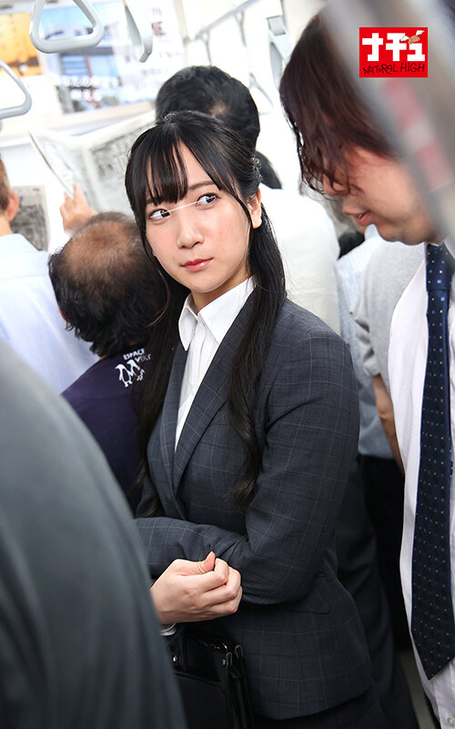 【50%OFFキャンペーン第7弾】 着せ替え羞恥電車2 下品な服で何日もやられた気弱娘 003