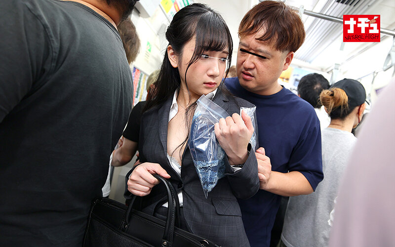 【50%OFFキャンペーン第7弾】 着せ替え羞恥電車2 下品な服で何日もやられた気弱娘 005