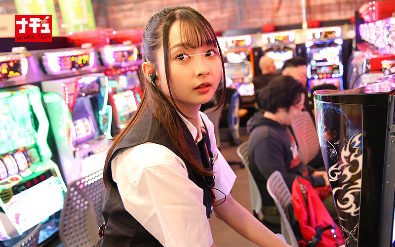 【50％OFFキャンペーン第3弾】 全裸羞恥OK娘スペシャル 絶対NGの黒髪童顔パチスロ店員を連日羞恥でごっくんまでOKさせろ 006