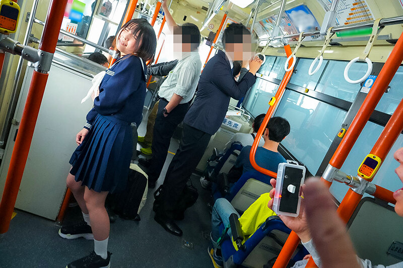 通学中の田舎J〇に強●ビッグバンローター!何度絶頂しても止まらない激震波動にガニ股痙攣失禁!失禁汁アクメバスは今日も通常運行してるけど? 008