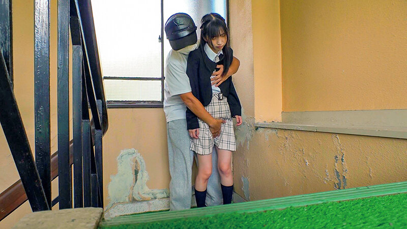 色白で大人しい姪っ子たちとイタズラ温泉旅行 009