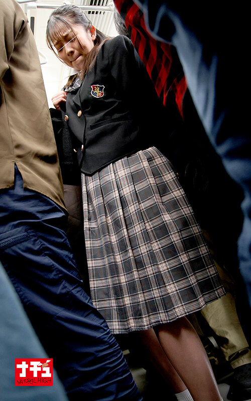 【セール】 ロングスカート女学生羞恥2 初イキ潮でびしょ濡れになるまで制服を汚しまくれ! 公然オナニーSP 013