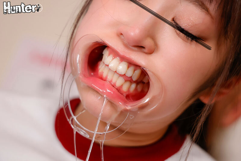 ま○こも喉奥も巨肉棒で滅多挿し 雌穴を男の快感の為に完全オモチャ扱い上下貫通串刺しレ×プ4時間BEST 001