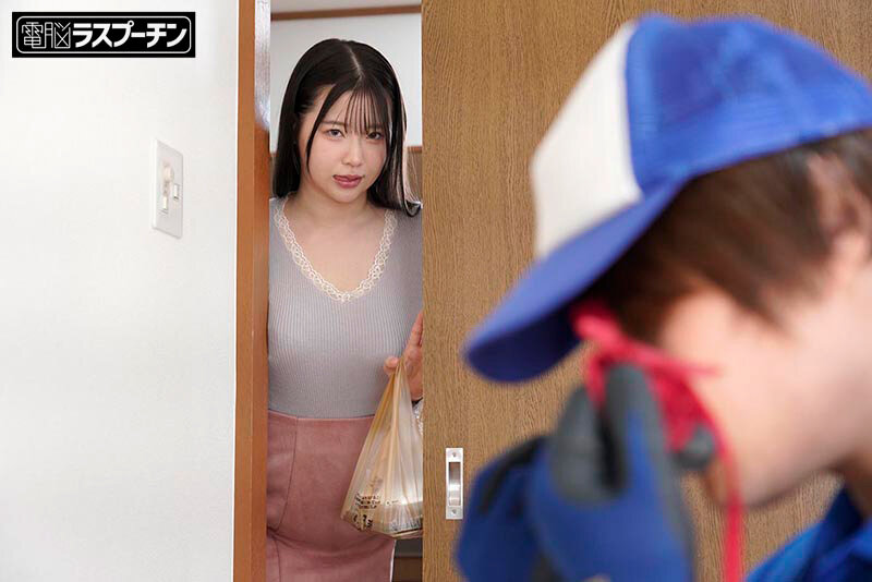 セクシーランジェリーコレクションを引っ越し業者に見つかった巨乳人妻がザコ乳首を開発され性処理肉便器になるまでたった3日 ヤリマン人妻編 丸最レア 003