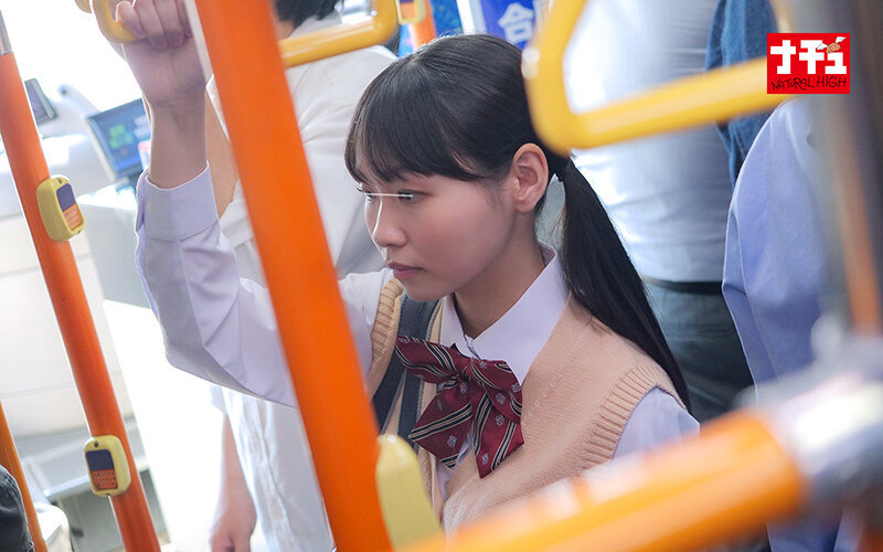 路線バスで乗車5分のショートタイム指入れ羞恥 毎日、同じ時間にホジくり回され発情しだす気弱J○ 012